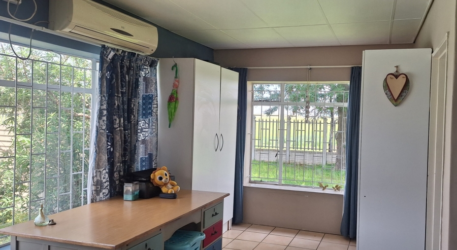 4 Bedroom Property for Sale in Vaal Power A H Free State